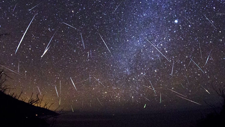 Rugpjucio Naktį Perseidų Meteorų Srautas